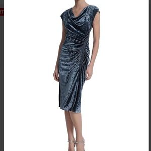 DKNY Women's Cap Sleeve Ruched Velvet Midi Dress Indigo new size 14